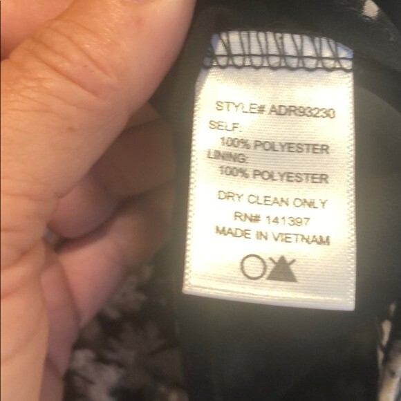 Black Floral Astr Dress Size XS - Picture 5 of 5